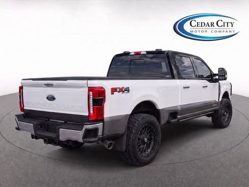 Used 2024 Ford F250 Lariat w/ Lariat Ultimate Package AWD/4WD image 4