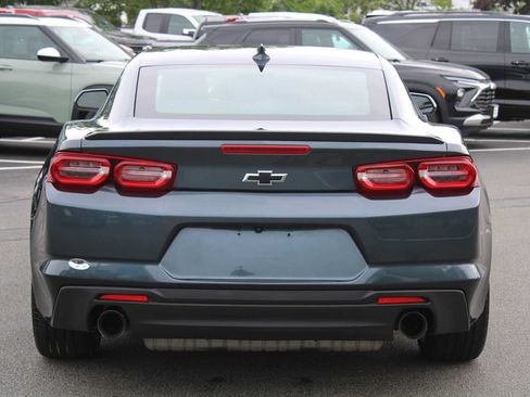 Used 2022 Chevrolet Camaro LT w/ Technology Package RWD image 6