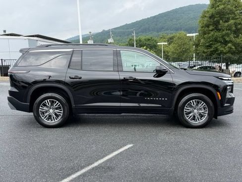 New 2026 Chevrolet Traverse LT w/ Driver Confidence Package FWD image 14