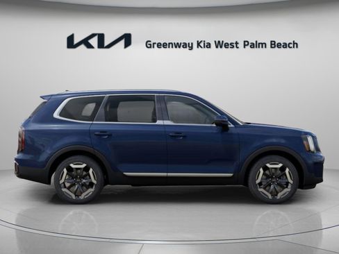 New 2025 Kia Telluride EX image 9