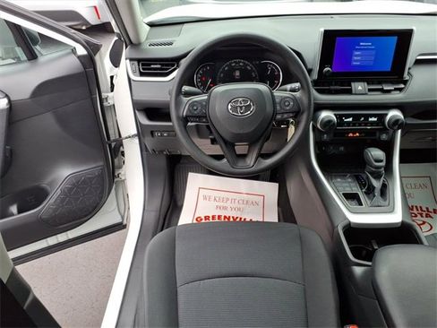 Used 2023 Toyota RAV4 LE image 12