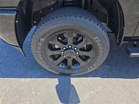 Used 2024 RAM 3500 Laramie w/ Night Edition image 11