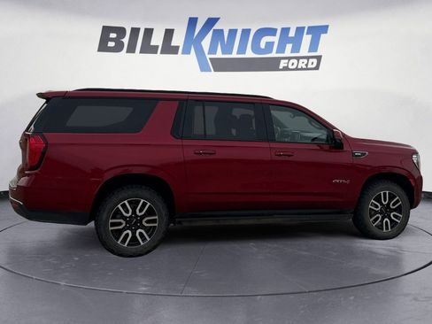 Used 2023 GMC Yukon XL AT4 w/ AT4 Premium Package AWD/4WD image 6