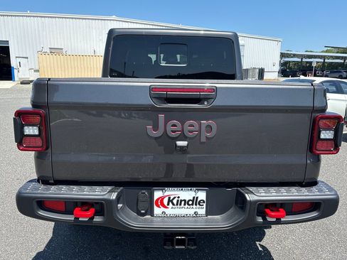 New 2026 Jeep Gladiator Rubicon w/ Steel Power Dome Hood Package AWD/4WD image 26