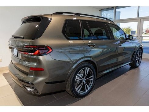 New 2026 BMW X7 xDrive40i w/ M Sport Package image 49