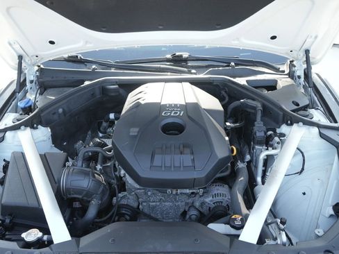 Used 2023 Genesis G70 2.0T w/ Sport Prestige Package image 21