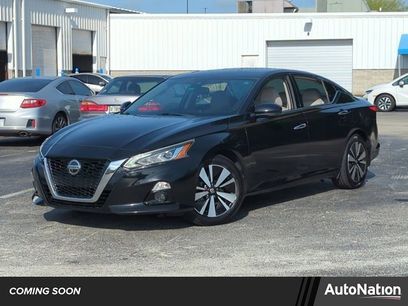 Used 2019 Nissan Altima 2.5 SV