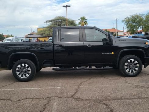 Used 2021 Chevrolet Silverado 2500 LTZ w/ Carhartt Edition AWD/4WD image 11