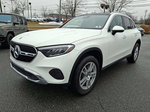 Used 2023 Mercedes-Benz GLC 300 4MATIC image 6