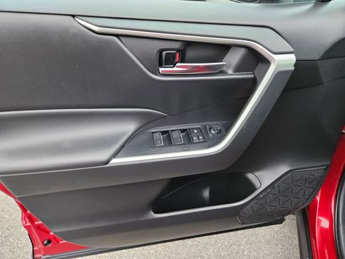 Used 2023 Toyota RAV4 XLE image 16