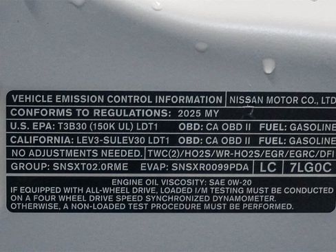 Used 2025 Nissan Kicks S image 28