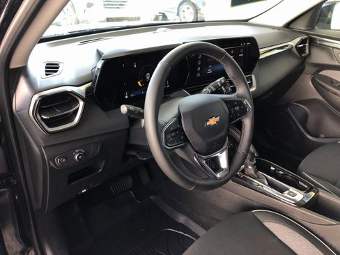 Certified 2026 Chevrolet TrailBlazer LT w/ Convenience Package image 19