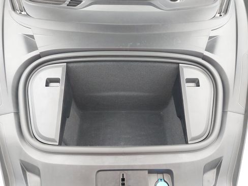 Certified 2025 Porsche Taycan RWD image 33