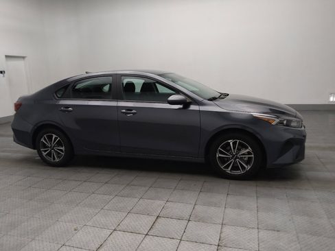 Used 2023 Kia Forte LXS image 11