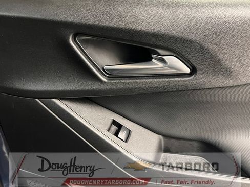 Used 2025 Chevrolet Equinox LT FWD image 34