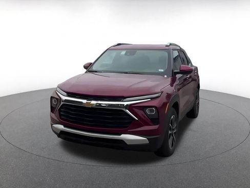 Used 2025 Chevrolet TrailBlazer LT image 8