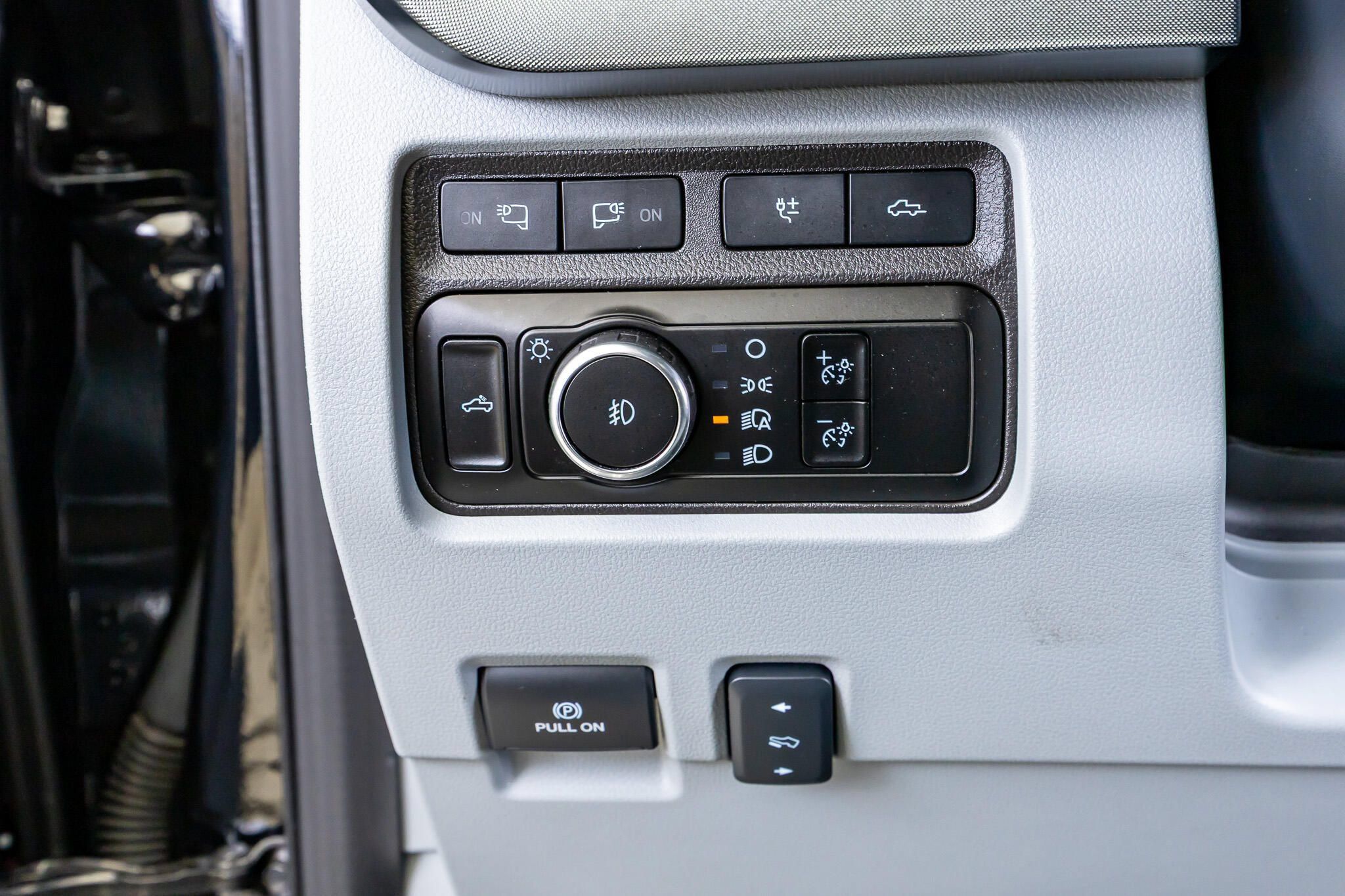 Used 2024 Ford F450 Limited w/ FX4 Off-Road Package AWD/4WD image 18