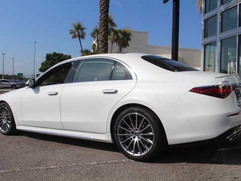 New 2025 Mercedes-Benz S 580 4MATIC Sedan image 4