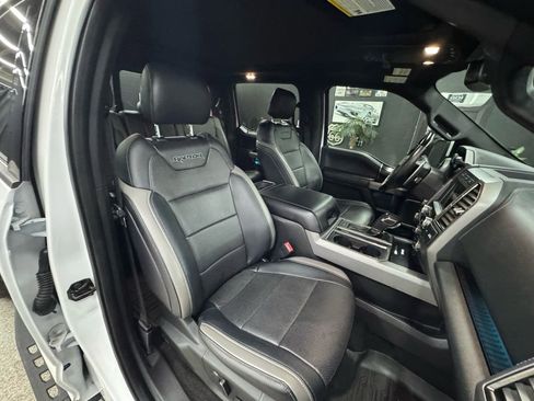 Used 2018 Ford F150 Raptor w/ Equipment Group 802A Luxury image 21