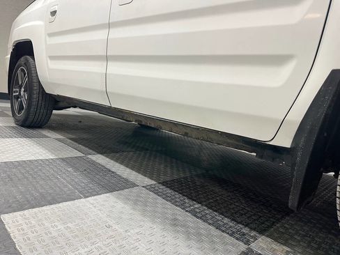 Used 2014 Honda Ridgeline Sport image 28