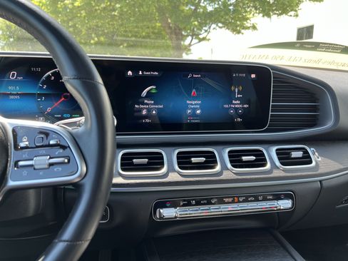 Certified 2022 Mercedes-Benz GLE 450 4MATIC w/ Premium Package image 31