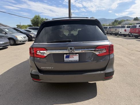 Used 2018 Honda Odyssey EX-L image 5