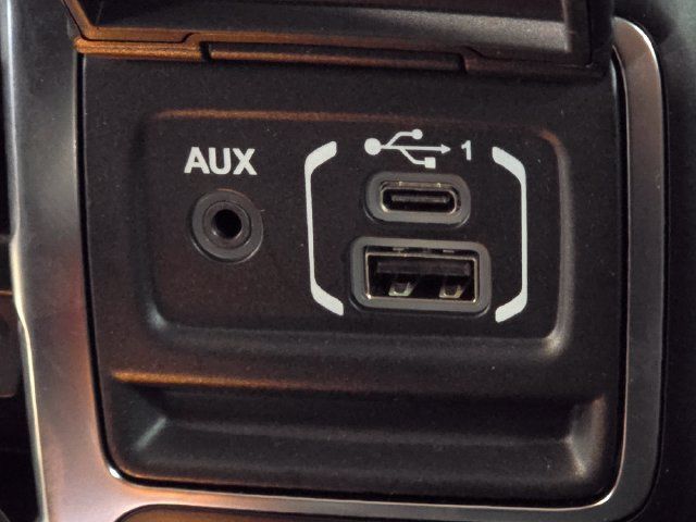 Used 2025 Jeep Wrangler Unlimited Rubicon 392 AWD/4WD image 13