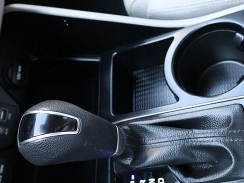 Used 2017 Hyundai Tucson SE image 35