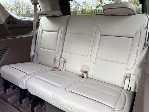 Used 2021 GMC Yukon Denali w/ Denali Premium Package image 19