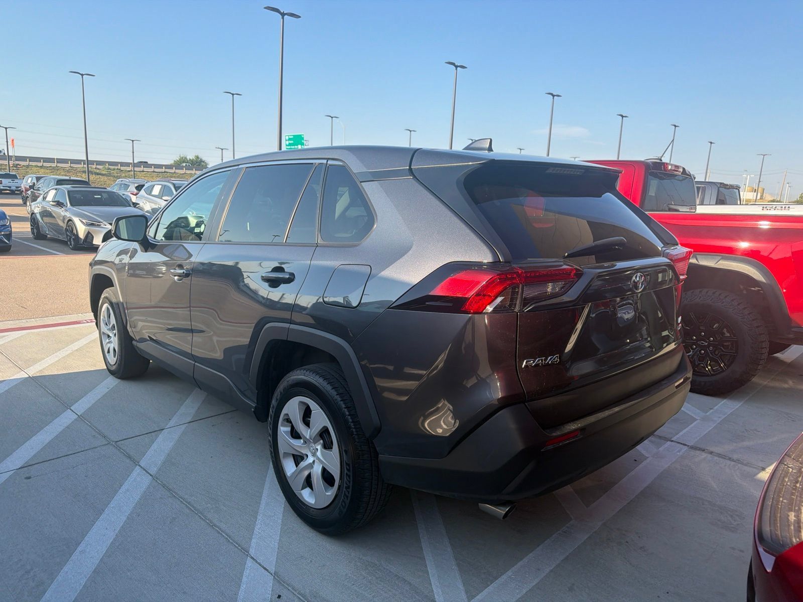 Used 2025 Toyota RAV4 LE AWD/4WD image 5