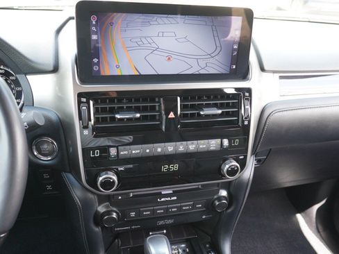 Certified 2023 Lexus GX 460 Premium w/ Accessory Package AWD/4WD image 16