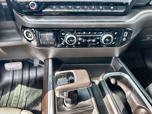 Certified 2024 GMC Sierra 1500 SLT w/ SLT Premium Plus Package image 34