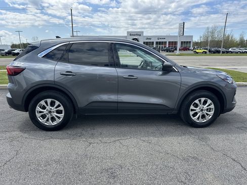 Used 2024 Ford Escape Active AWD/4WD image 15
