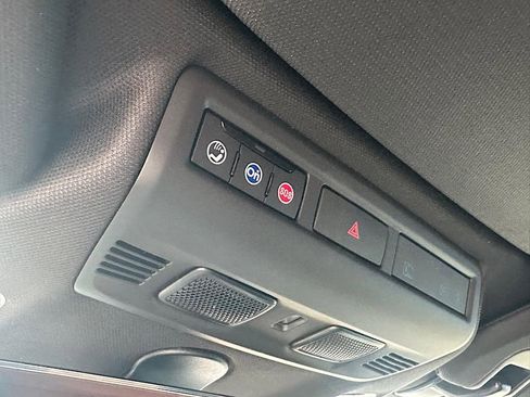 New 2026 Chevrolet Corvette Stingray Convertible w/ Z51 Performance Package image 23