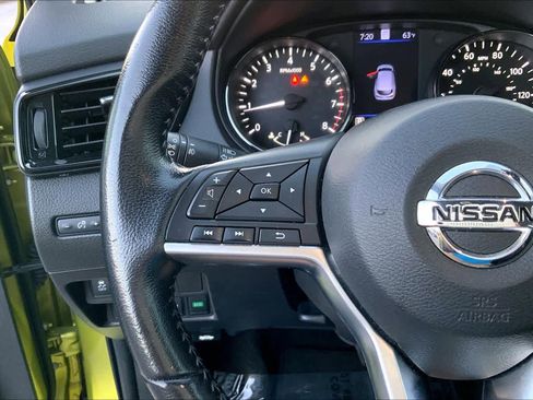 Used 2021 Nissan Rogue Sport SL w/ Premium Package image 23