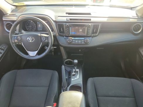 Used 2016 Toyota RAV4 XLE image 11
