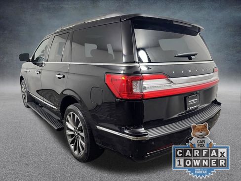 Used 2019 Lincoln Navigator Select AWD/4WD image 4
