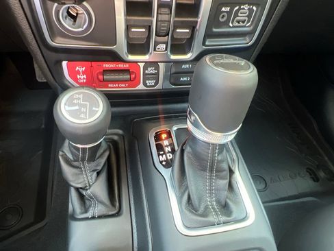 New 2026 Jeep Gladiator Rubicon AWD/4WD image 33