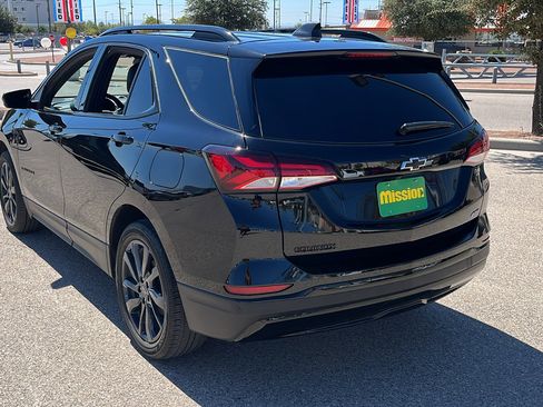 Certified 2024 Chevrolet Equinox RS image 6