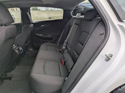 Used 2024 Chevrolet Malibu LT image 29