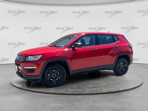 Used 2021 Jeep Compass Sport w/ Cold Weather Group FWD image 4