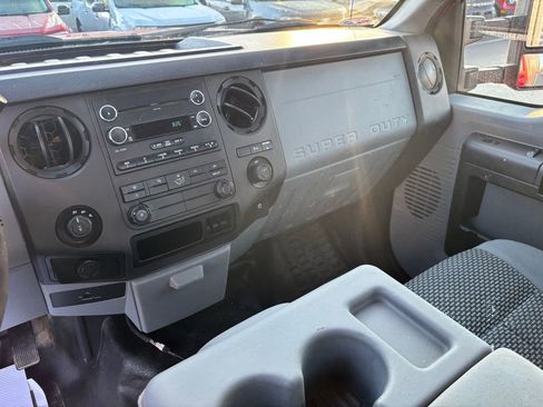 Used 2015 Ford F250 XL w/ Power Equipment Group image 24