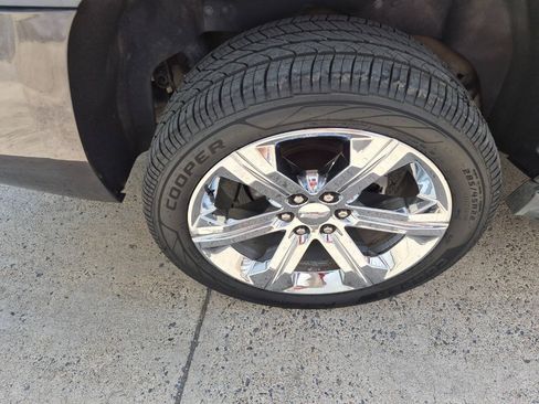 Used 2017 Chevrolet Tahoe LT AWD/4WD image 10