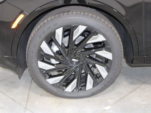 New 2026 Lincoln Nautilus Reserve image 18