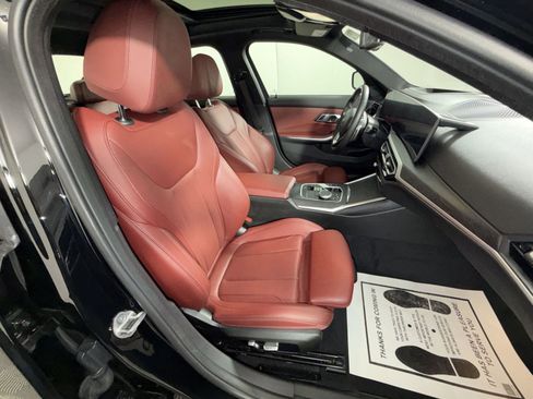 Used 2023 BMW 330i xDrive Sedan w/ Premium Package image 27
