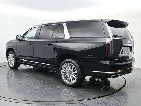 New 2026 Cadillac Escalade ESV Luxury image 3