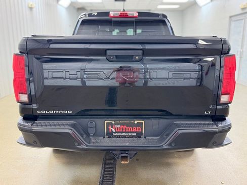 Used 2023 Chevrolet Colorado LT w/ LT Convenience Package III AWD/4WD image 7