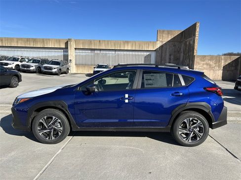 New 2025 Subaru Crosstrek 2.5i Premium image 5