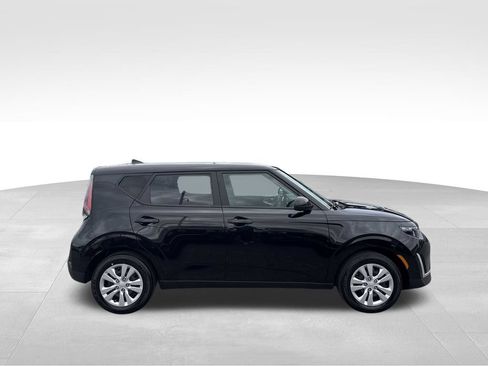 Certified 2025 Kia Soul LX FWD image 6