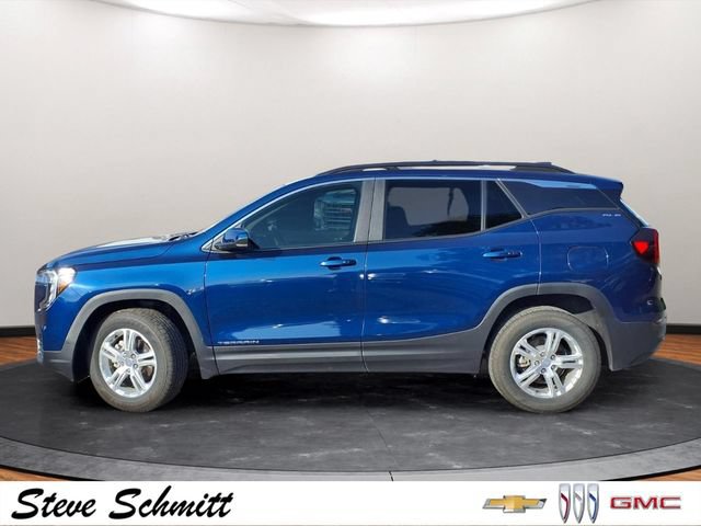 Certified 2022 GMC Terrain SLE w/ Driver Convenience Package AWD/4WD image 2